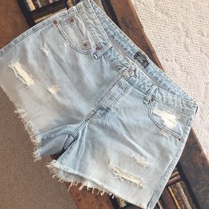 Abercrombie & Fitch light Ames low rise Boyfriend